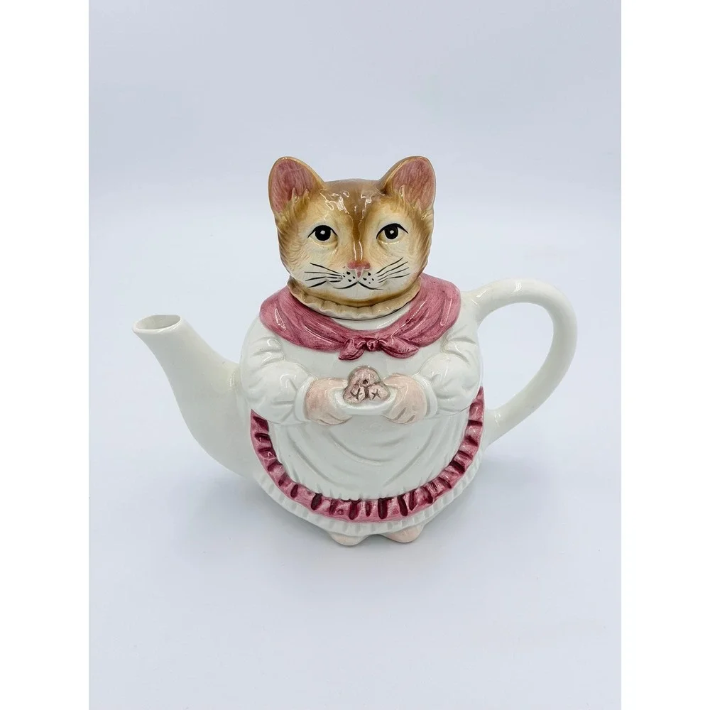 Vintage Cat Teapot Kitten Anthropomorphic Ceramic Pink White Cottagecore‎ Kitsch